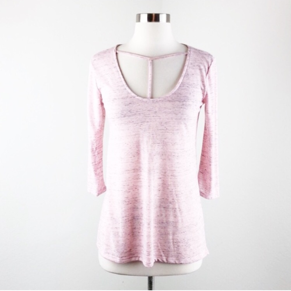 SO light pink relaxed t-strap top